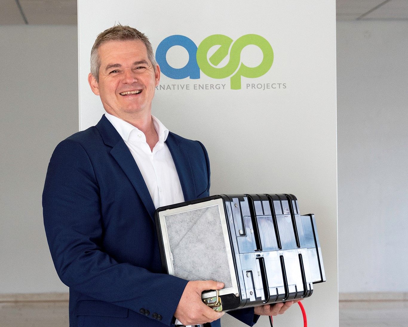 aep energy bringt intelligentes Wasserstoff-Batteriesystem
