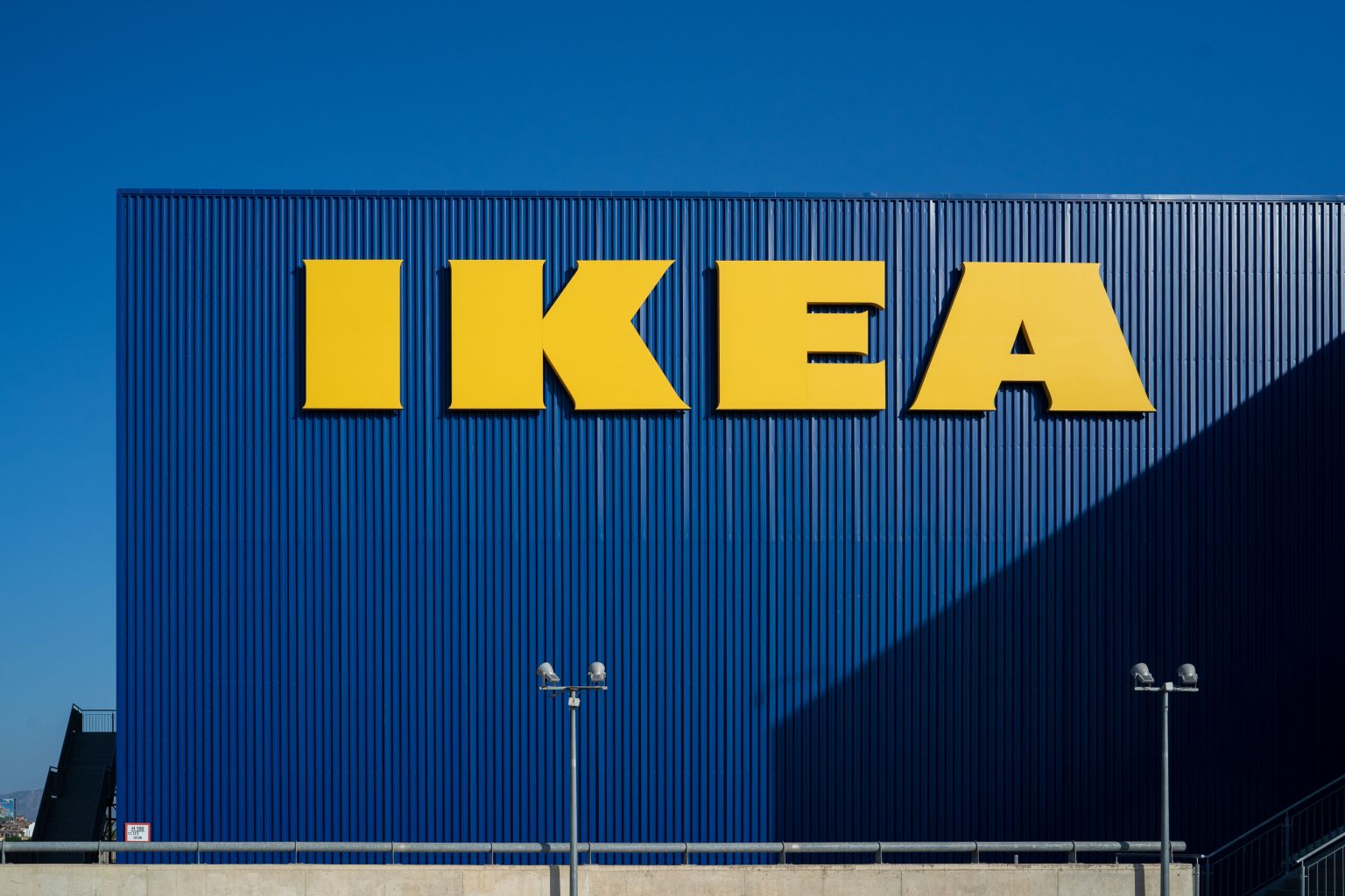 Ikea nimmt 30 E-Fahrzeuge in Wien Strebersdorf in Betrieb