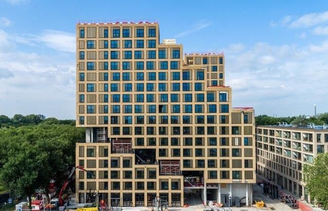 Preisgekröntes THE FIZZ Utrecht mit 639 Apartments eröffnet