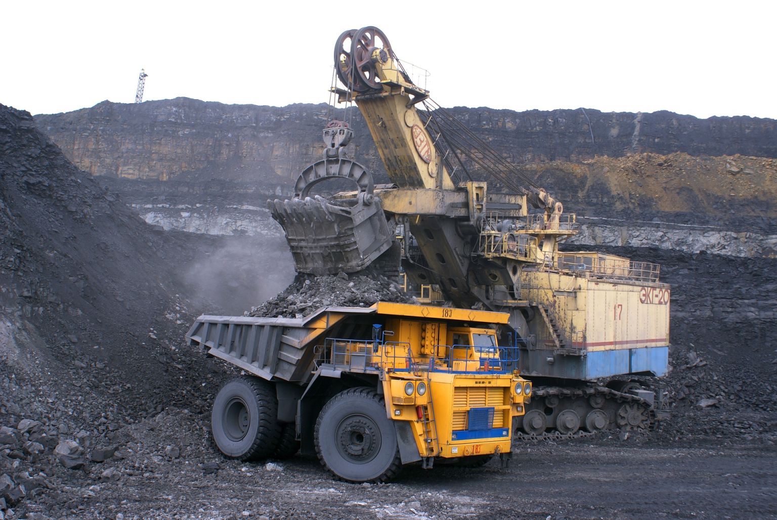 Köstinger will mit "Masterplan Rohstoffe 2030" den Bergbau ankurbeln