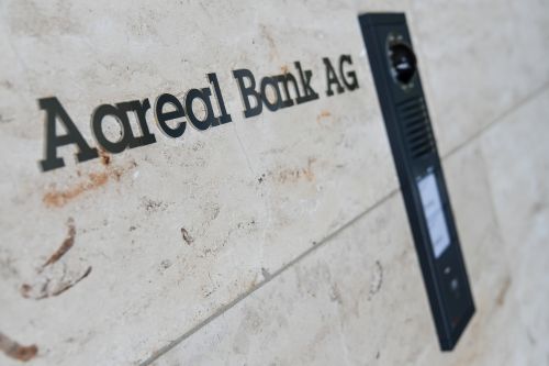 Finanzinvestoren bieten 1,7 Milliarden Euro für Aareal Bank
