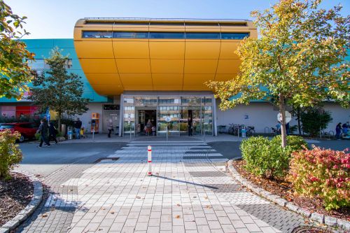 LBBW Immobilien kauft Fachmarktzentrum in München