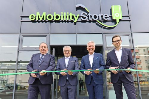 Erster eMobility Store Oberösterreichs eröffnet in Linz