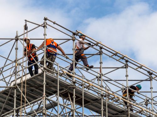 Bauindustrie DACH unter Druck: Branche könnte um 5 Prozent schrumpfen