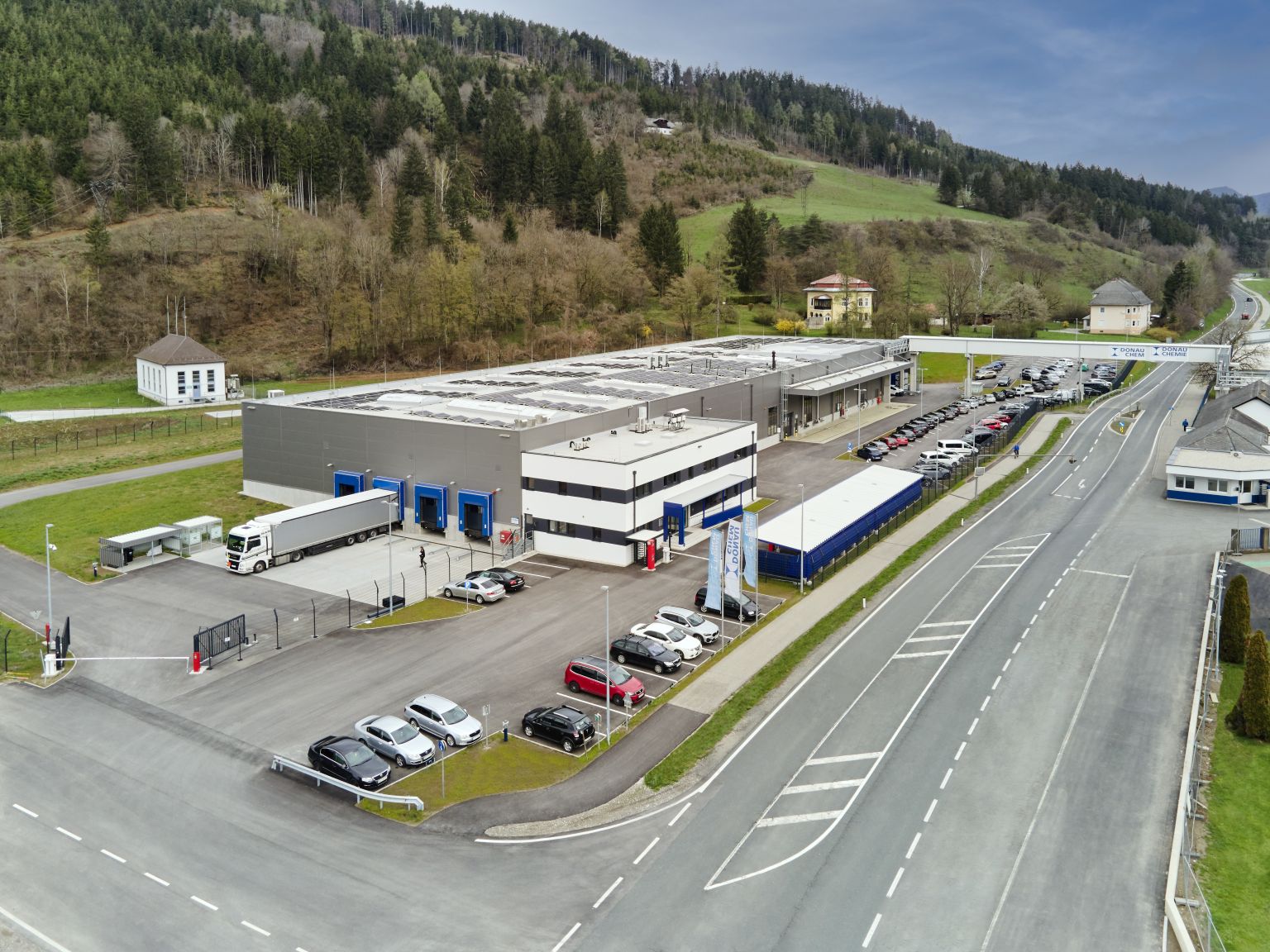Donauchem eröffnet ihr neues Verwaltungs- und Distributionszentrum am Standort Brückl in Kärnten