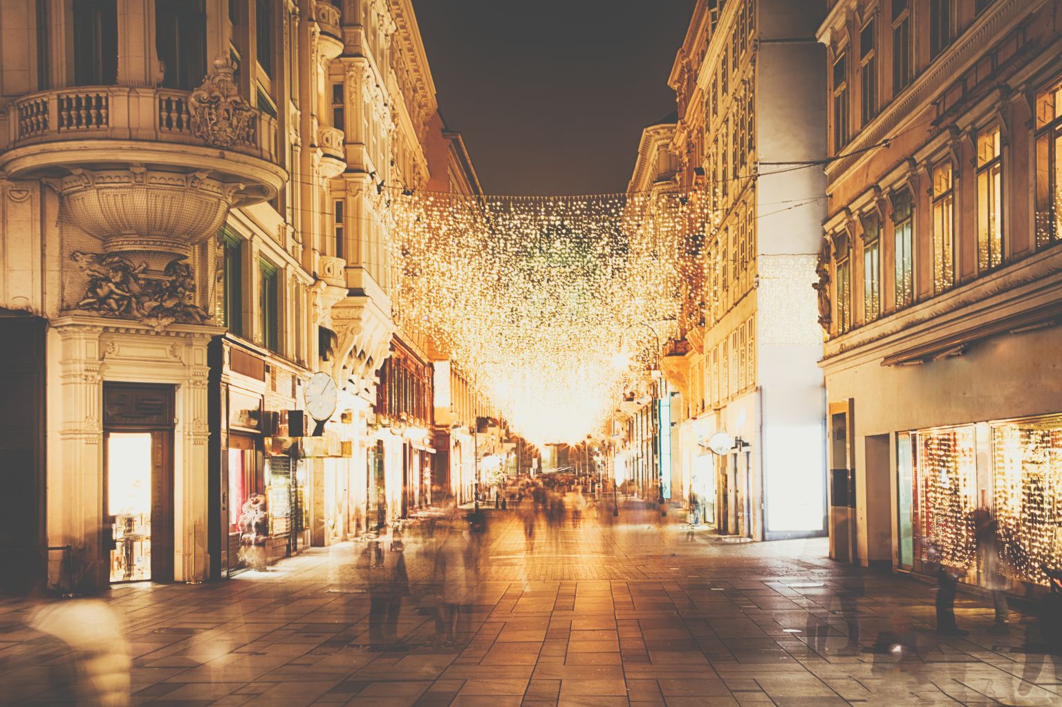 Deloitte: Österreicher zu Weihnachten auf Sparkurs