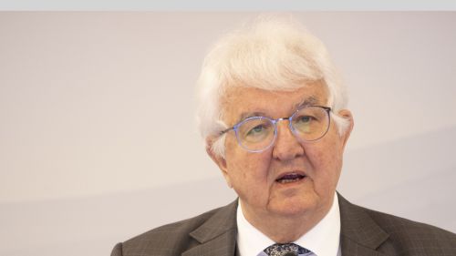EZB-Ratsmitglied Holzmann - Fed dürfte Zinswende vor EZB vollziehen