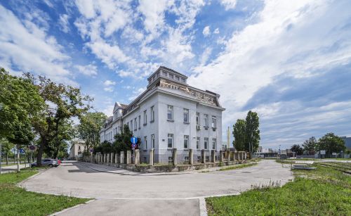 OTTO Immobilien vermittelt Simmeringer Gewerbeliegenschaft an Hafen Wien