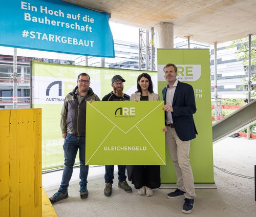 Firstfeier für nachhaltiges ARE Bürogebäude in Innsbruck