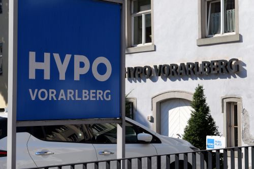 Hypo Vorarlberg missachtete offenbar interne Warnung vor Benko-Krediten