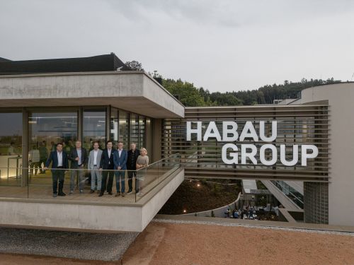 Fit für die Zukunft: Neueröffnung der HABAU GROUP Konzernzentrale HAB1 in Perg