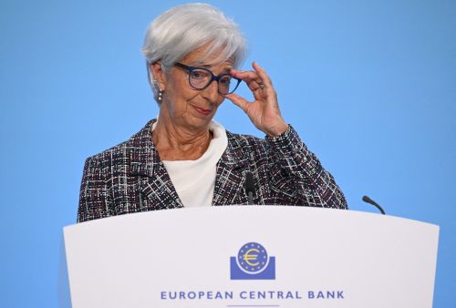 EZB - Firmen im Euroraum erwarten nachlassendes Lohnwachstum