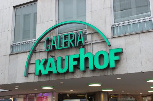 Sanierungsplan für Karstadt Kaufhof angenommen